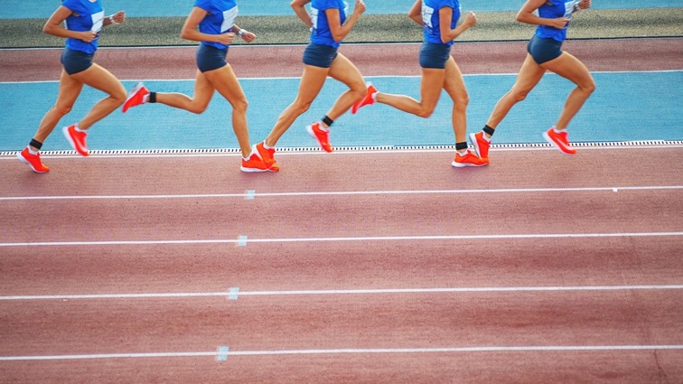 《战术护目镜：高科技如何帮助外野手对抗刺眼的阳光？》